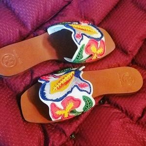 Hand embroidered never worn. Brand new.